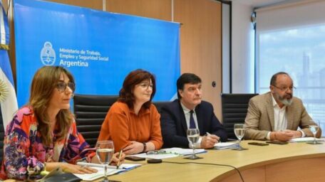 Un salario mínimo, cada vez más mínimo