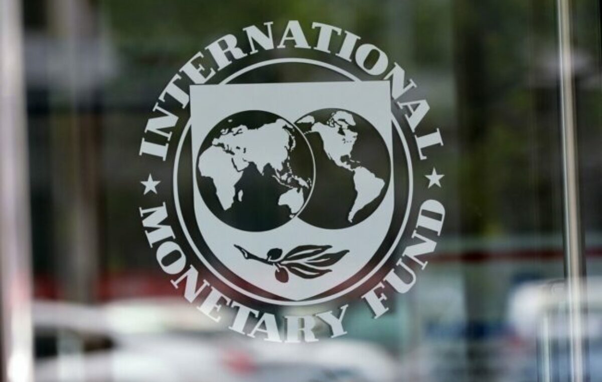 A la espera del nuevo acuerdo, el FMI empeoró su pronóstico para la economía argentina