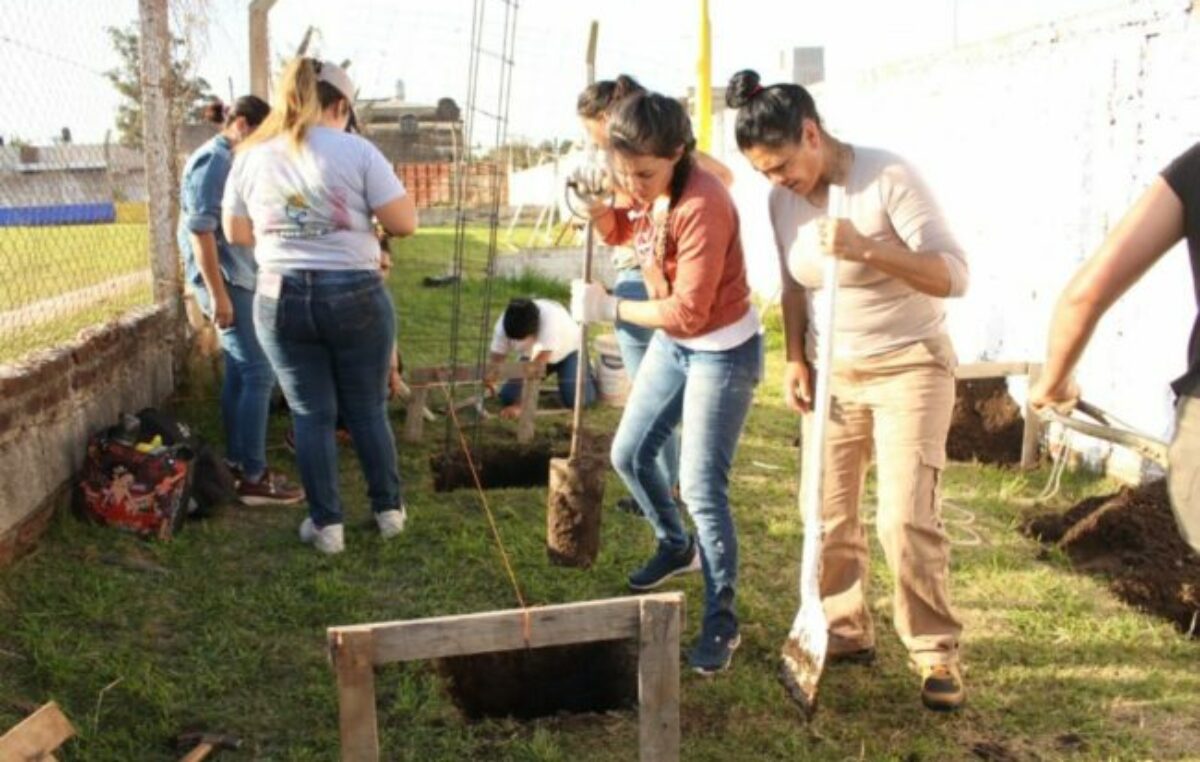 Concordia: 120 mujeres se capacitan en albañilería