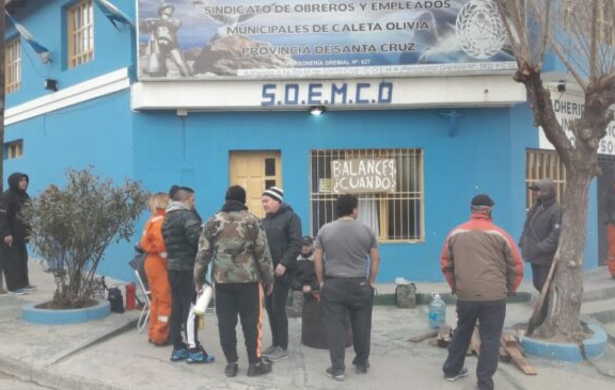 El gremio de los municipales de Caleta Olivia busca que el bono sea igual al de la provincia