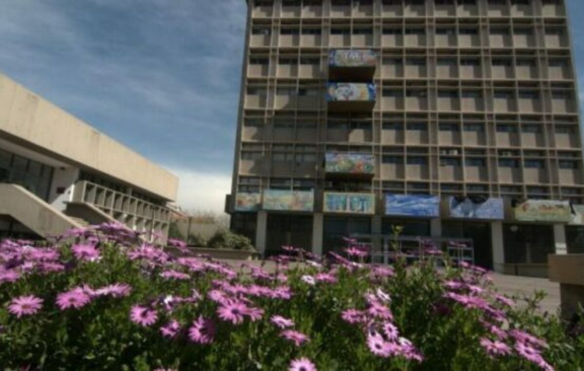 Ante la crisis, los intendentes mendocinos salieron a endeudarse en pesos y con distintas estrategias