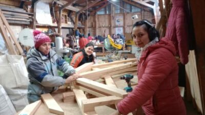 Bariloche: Hoy se encendieron las máquinas de la Fábrica de Viviendas modulares