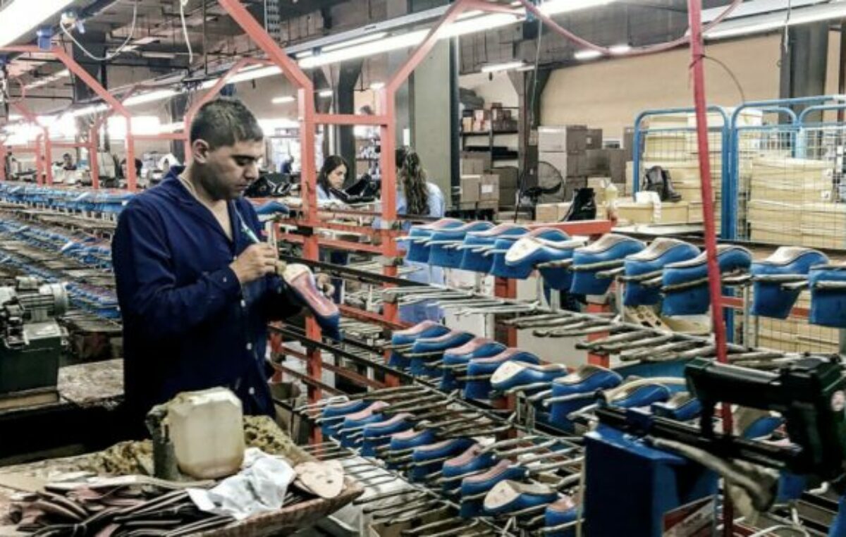 Bajó el desempleo al 6,2%, pero a cuatro de cada diez asalariados no les hacen aportes jubilatorios