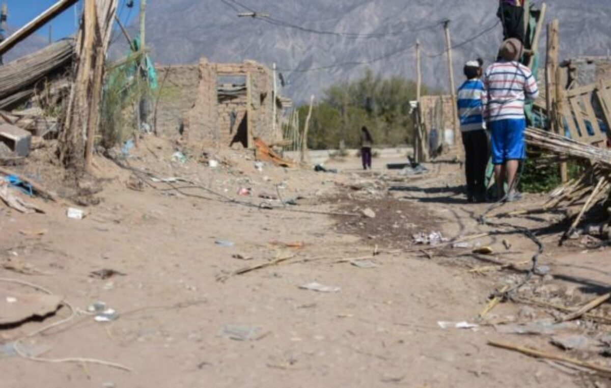 San Juan: Sin luz y sin agua: así viven las familias que quedaron en Pocito