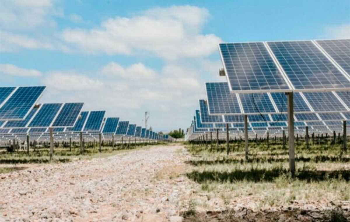 Comienza la construcción del parque solar fotovoltaico para producir energía renovable en Paraná