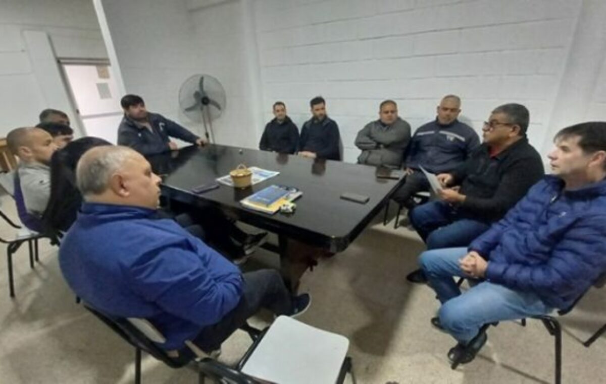 Los municipales de Villa María y Villa Nueva acordaron un aumento extra por tres meses