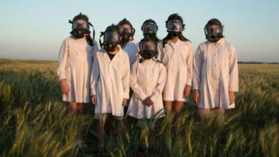 Chicos santefesinos y cordobeses de escuelas rurales fumigados graban con grandes músicos