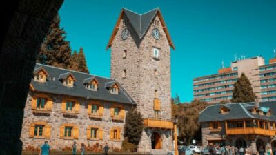 La discusión por la reducción de la jornada laboral también repercute en los municipales de Bariloche