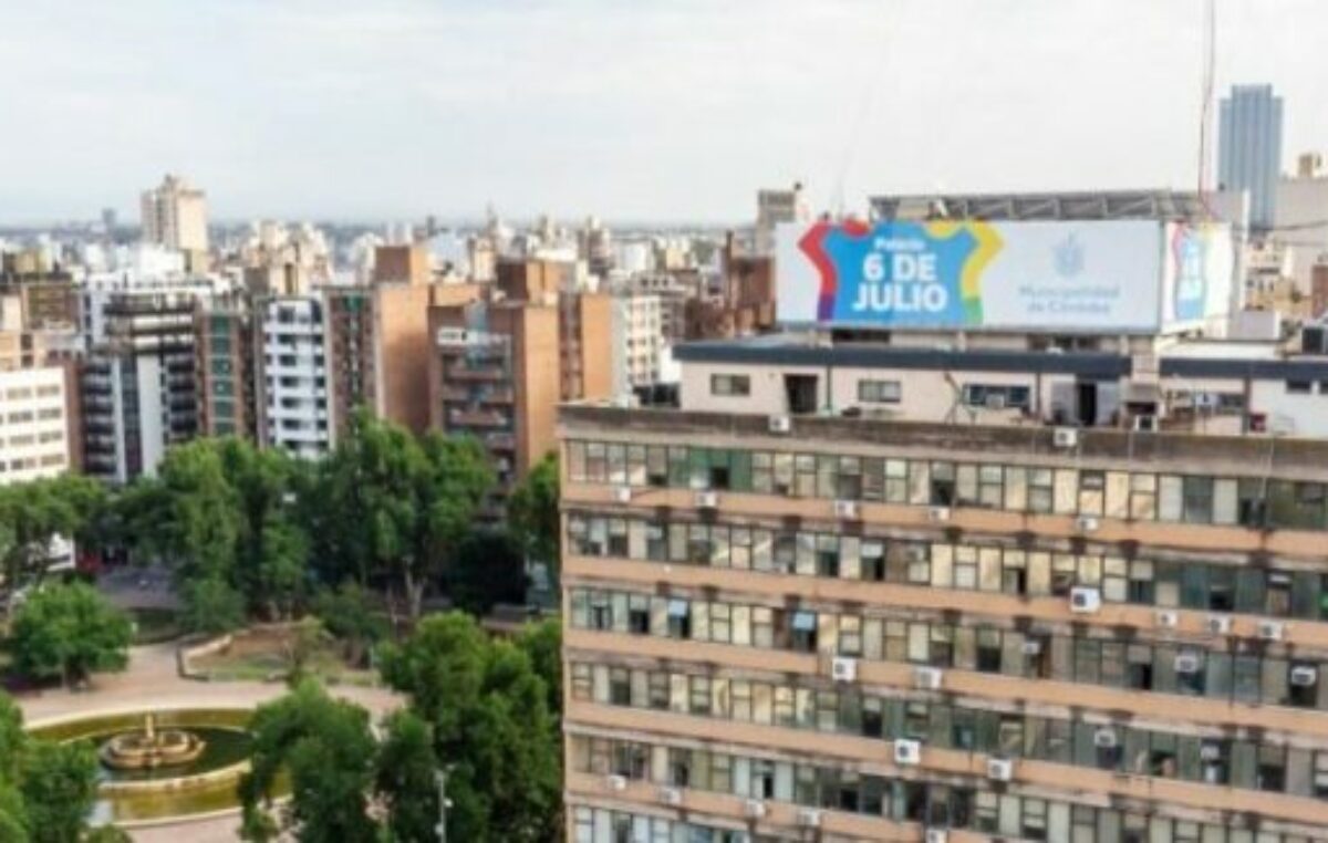Llaryora dejará el municipio de Córdoba sin nombrar a un sólo empleado