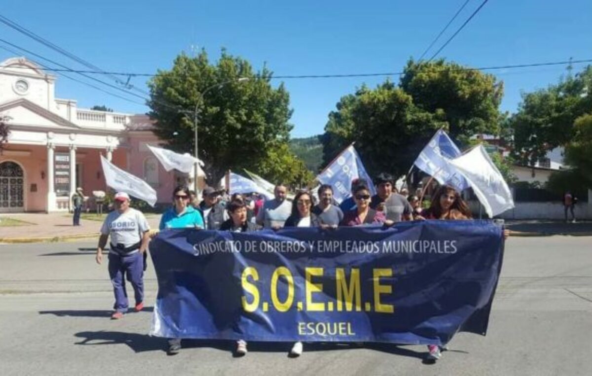 Municipales de Esquel exigen una compensación económica por inflación