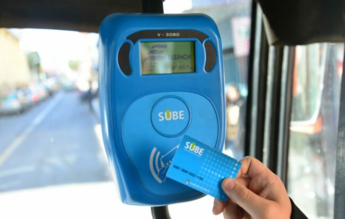 Siete ciudades de Córdoba implementaran la tarjeta Sube para colectivos