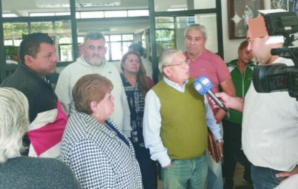 Con medidas de fuerza, municipales salteños esperan respuestas por aumento salarial