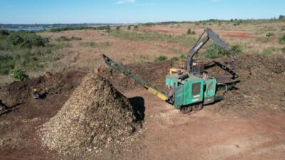 Economía circular urbanística: Mediante el proceso de chipeado, se recuperaron más de 40 mil metros cuadrados de suelo en Posadas
