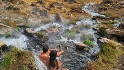 Maravillas ocultas de la Patagonia: una playa, dos cascadas y una terma para descubrir este verano