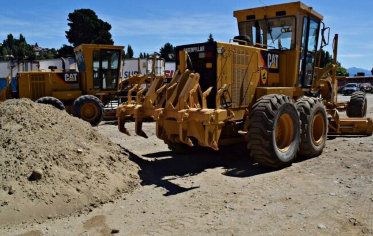 Gennuso reconoce una deuda de U$S 7,9 millones por el alquiler de máquinas viales a OPS en Bariloche