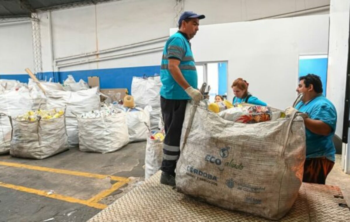 Recolectaron más de 2.300 toneladas de residuos secos en Córdoba