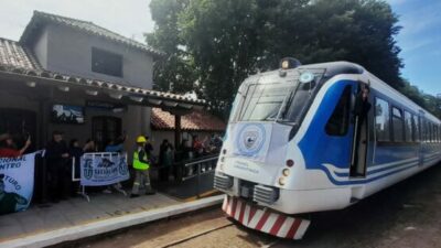 Un sueño cumplido: medio siglo después, el Tren de las Sierras llegó a Capilla del Monte