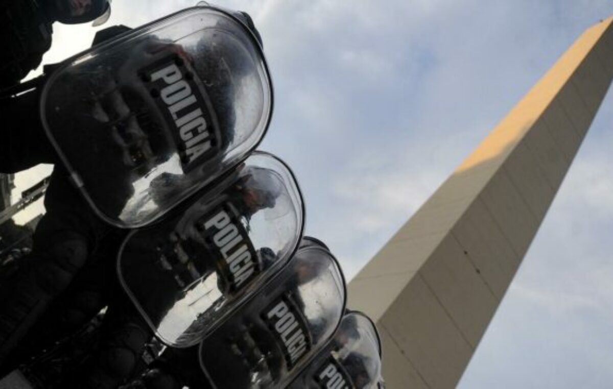 La CGT y las CTA denunciaron que el protocolo de orden público viola la libertad sindical