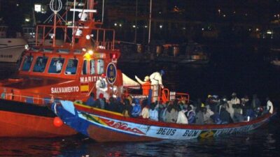 La llegada de inmigrantes irregulares a España casi se duplicó en 2023