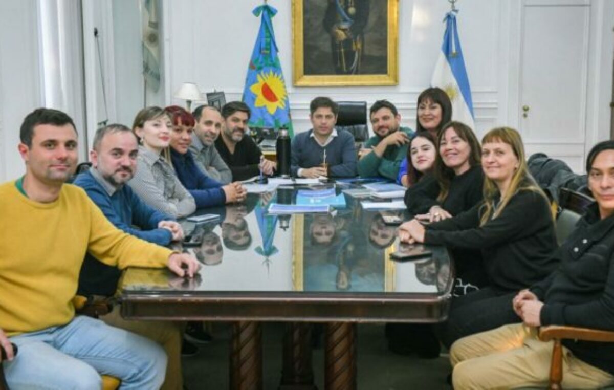 El peronismo busca armar un nuevo polo opositor junto con sectores sociales