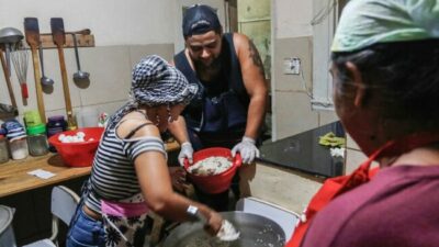 Comedores bonaerenses: «Por la disparada de precios, se suma gente todos los días» 