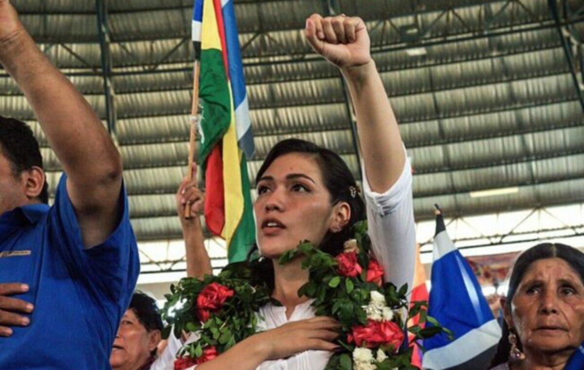 Adriana Salvatierra, Bolivia: «lo democrático no es inhabilitar candidaturas»