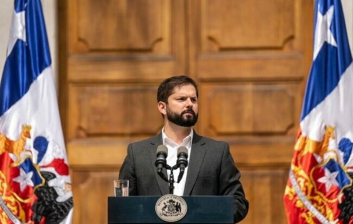Boric encara otro intento de mejorar las jubilaciones