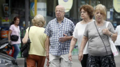 Los jubilados son la variable de ajuste del plan Caputo