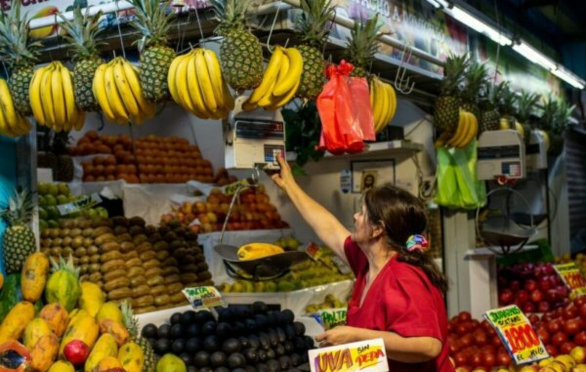La economía chilena crece 1,2% en noviembre de 2023