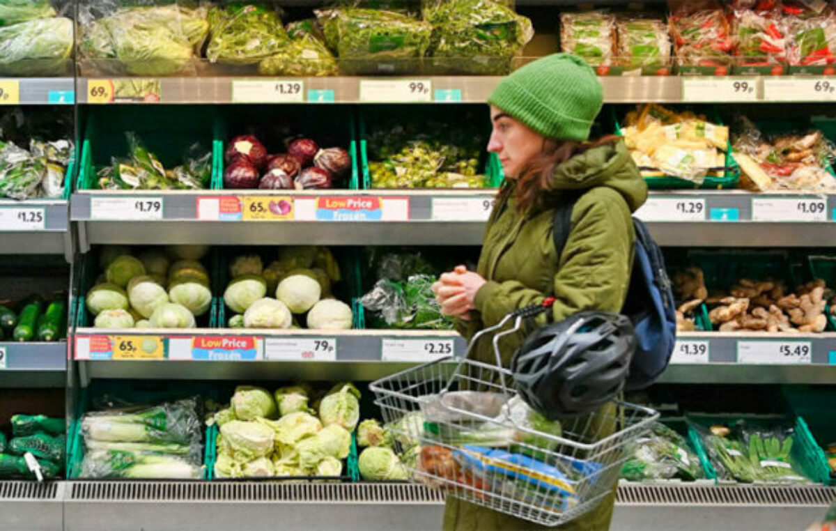 Nueva suba de la inflación en el Reino Unido a pesar de los pronósticos de una caída