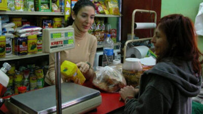 Centro de Almaceneros de Córdoba: Se profundizó un 28% la caída del consumo durante febrero
