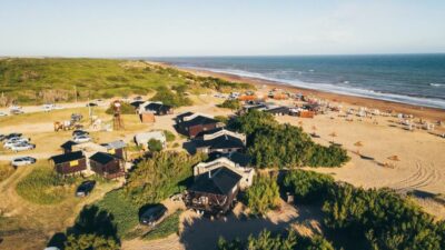Así es Arenas Verdes, la joya desconocida de la costa atlántica: cómo llegar y dónde alojarse