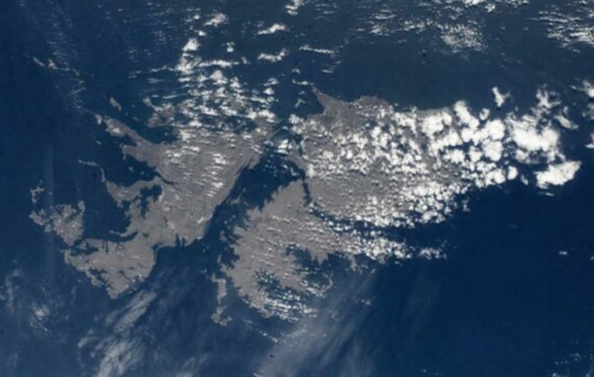 Los gobernadores repudiaron la visita de David Cameron a las Islas Malvinas