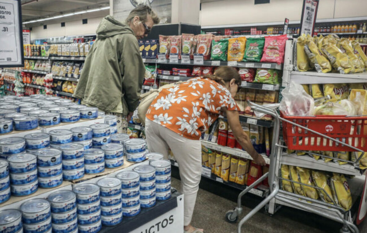 Una recesión rápida con alza de precios récord