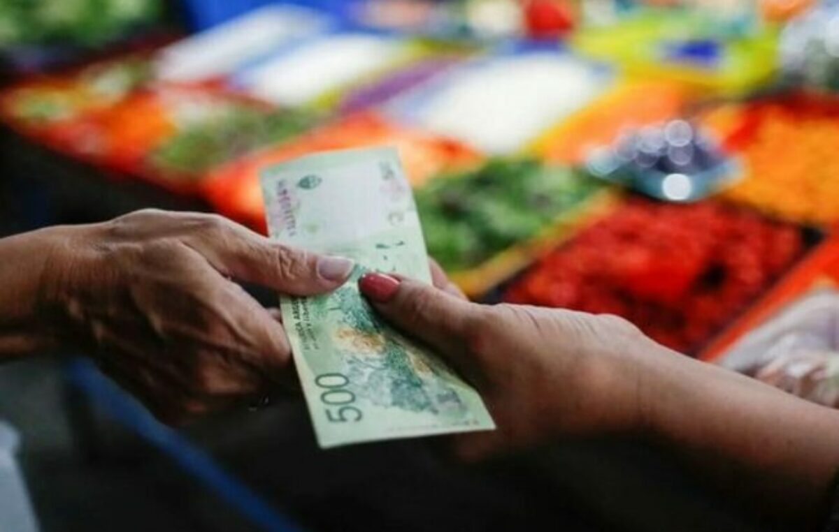 Brutal: así fue la transferencia de plata desde los trabajadores apenas Milei prendió la motosierra