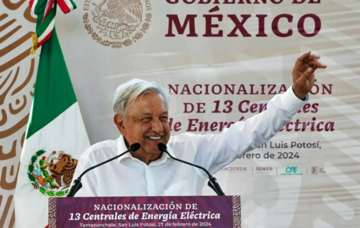 México: López Obrador anunció la nacionalización de 13 plantas eléctricas