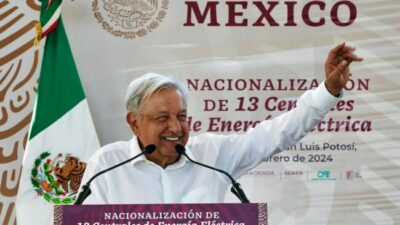 México: López Obrador anunció la nacionalización de 13 plantas eléctricas