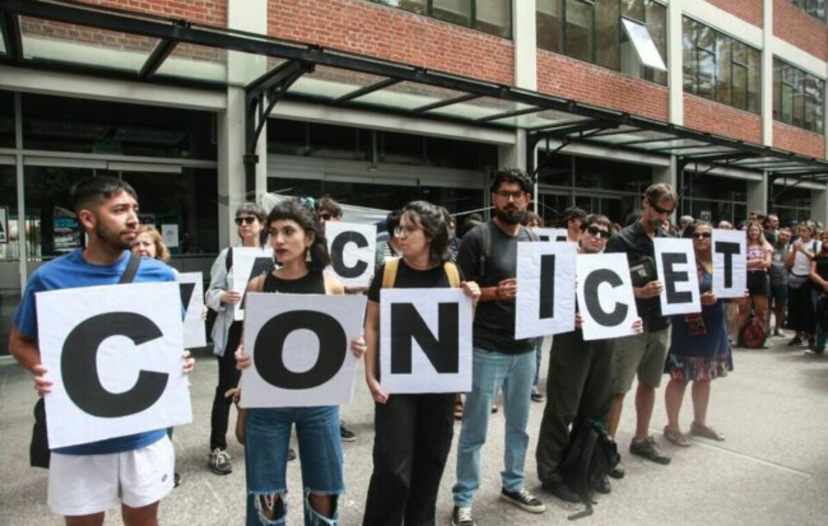 La ciencia argentina se moviliza ante un desguace que ya comenzó 