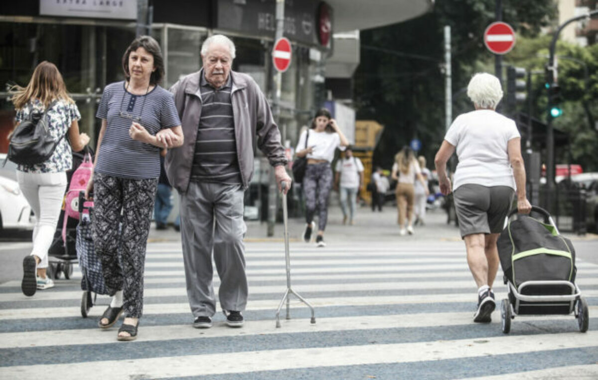 La casta no ve el ajuste: los jubilados explicaron el 43% de la reducción del gasto 