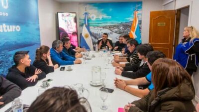 El Ejecutivo Municipal de Ushuaia acordó nuevos incrementos salariales