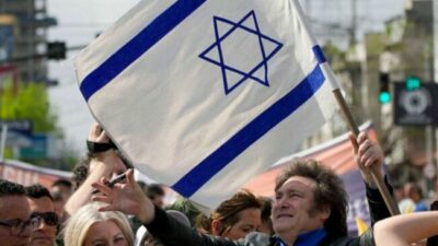 Críticas a Milei por el quiebre de la histórica posición de no-alineamiento de la Argentina