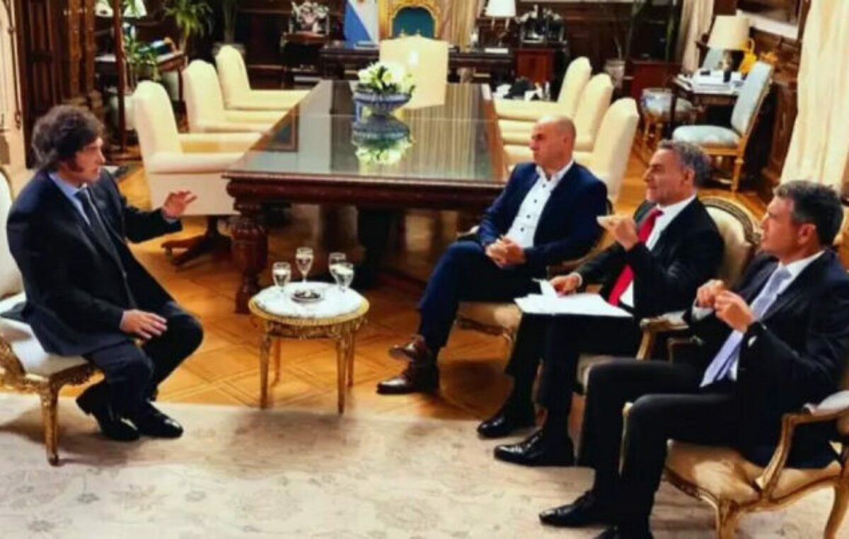 Milei no quiere periodistas críticos: “Vamos a bajarlos de esa torre de marfil en la que creen que viven”