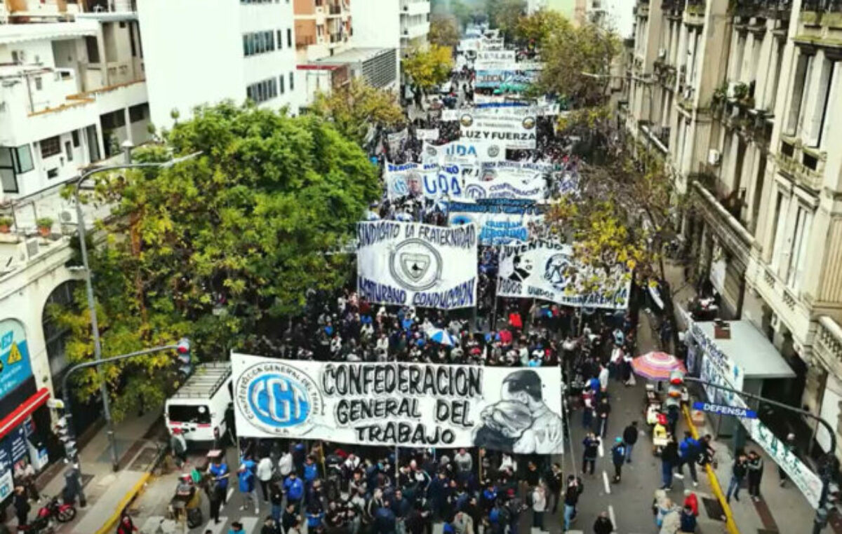 El documento completo de la CGT en este Día del Trajador