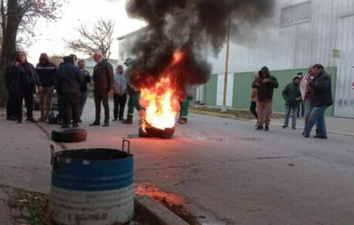 Trabajadores de San Carlos Centro Movilizados y con Asambleas Permanentes
