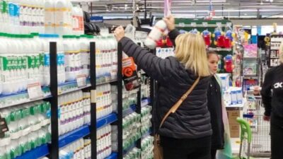 Seis de cada diez argentinos consumen menos de los que lo hacían en el 2023