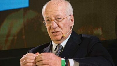 Enfrentar cotidianamente a un gobierno que pretende reorganizar al país