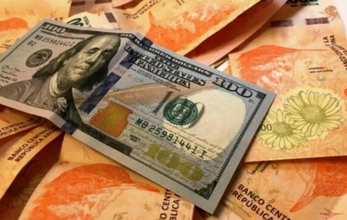 Somos cada vez más pobres: el salario argentino en dólares es el más bajo de la región