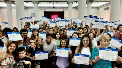 Rosario Emprende: más de mil emprendedores locales se capacitaron con el municipio durante 2024