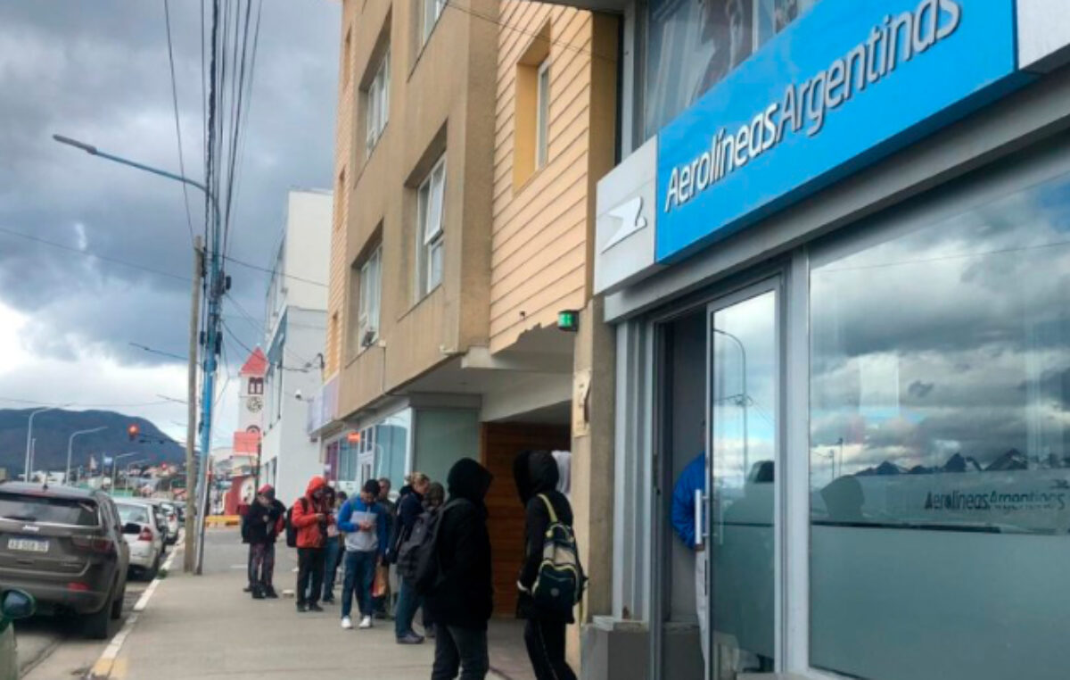 Cierran la oficina de Aerolíneas Argentinas en Ushuaia a fin de año