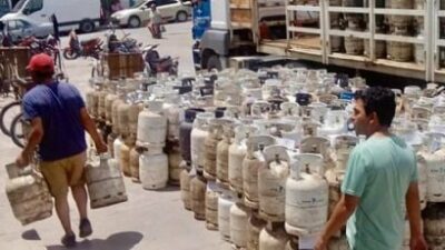 El Gobierno comprará 45.000 garrafas para hogares sin gas en Neuquén